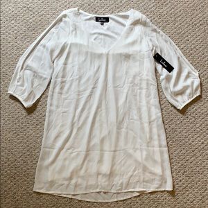 Lulu’s white shift dress